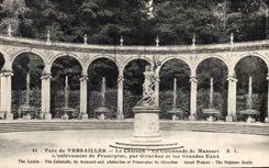CPA Parc de Versailles Le Chateau La Colonnade de Mansart L'Enlevement de Proserpine par Girardon et