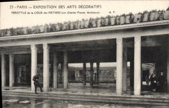 CPA Paris Exposition des Arts Decoratifs Peristyle de la Cour des Metiers 