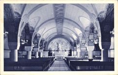 CPA La Basilique de Lisieux La Crypte Vue generale 