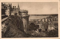 CPA Amboise Vue sur la Loire et la Terrasse du Chateau 