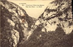 CPA La Savoie Environs d'Aix les bains Val du Fier Le Defile 