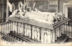 CPA Dijon le Musee Le Tombeau de Jean sans Peur et de Marguerite de Baviere 