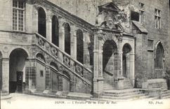 CPA Dijon L'Escalier de la Tour de Bar 