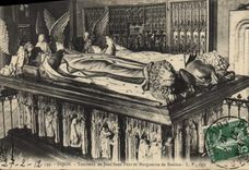 CPA Dijon Tombeau de Jean sans Peur et Marguerite de Baviere 