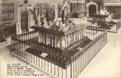 CPA Dijon Musee de Dijon Salle des Gardes Les Tombeaux Tombeau de Jean sans Peur et de Marguerite de