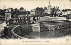 CPA Chateau de Chantilly L'Entree 