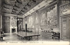 CPA Chantilly Le Chateau Galerie des Cerfs 