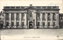 CPA Beauvais L'Hotel de Ville 