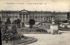 CPA Compiegne Le Chateau La Facade cote du Parc 
