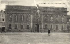 CPA Beauvais L'Hotel de Ville 
