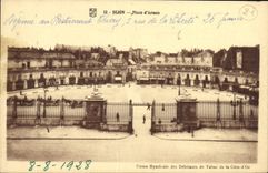 CPA Dijon Place d'Armes 