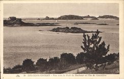 CPA Dinard St Enogat Vue vers le Fort de Harbour et I'lle de Cezembre 