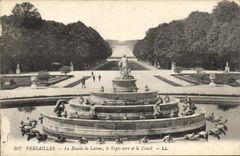 CPA Versailles Le Bassin de Latone le Tapis vert et le Canal 
