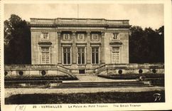 CPA Versailles Le Palais du Petit Trianon 