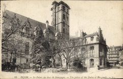 CPA Dijon Le Palais des ducs de Bourgogne 