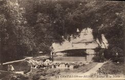 CPA Chatillon sur Seine Source de la Douix 