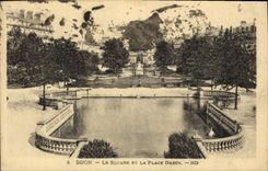 CPA Dijon Le Square et la Place Darcy 