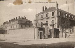 CPA Dijon Caserne Vaillant Militaria