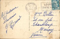 CPA Lourdes Vue Panoramique sur le Calvaire et la Basilique 