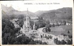 CPA Lourdes La Basilique vue du Chateau 