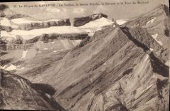 CPA Le Cirque de Gavarnie Le Taillon la fausse Breche la Casque et la Tour du Marboro 