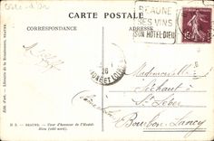 CPA Beaune Cour d'honneur de l'Hostel Dieu cote nord