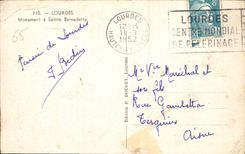 CPA Lourdes Monument a Sainte Bernadette 