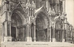 CPA Chartres Portail sur de la Cathedrale 