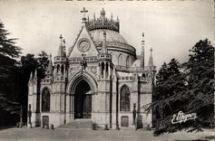 CPA Dreux E et L Chapelle Royale Saint Louis Sepulture de la Familie d'Orleans 