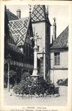 CPA Beaune Hotel Dieu Coin de la Cour d'Honneur Grands Louvres et Calvaire 