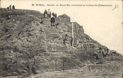 CPA St Malo Escalier du Grand Bey conduisant au tombeau de Chateaubriant 