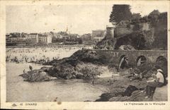 CPA Dinard La Promenade de la Malouine 