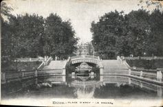 CPA Dijon Place d'Arcy Le Square 