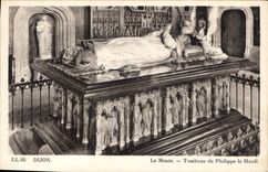 CPA Dijon Le Musee Tombeau de Philippe le Hardi 
