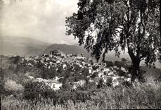 CPA Cagnes sur Mer Vue generale du vieux village 