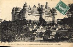 CPA Chateau de Pierrefonds Vue prise de la Route de Compiegne 