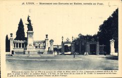 CPA Lyon Monument des Enfants du Rhone Entree du Parc 