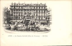 CPA Lyon La Fontaine Bartholdi Place des Terreaux 