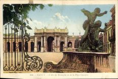 CPA Lyon L'Arc de Triomphe vu de la Place Carriere 