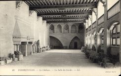CPA Pierrefonds Le Chateau La Salle des Gardes 