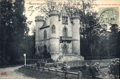 CPA Chantilly Chateau de la Reine Blanche 