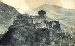 CPA Lourdes Le Chateau Fort 