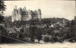 CPA Pierrefonds Le Chateau et l'Eglise 