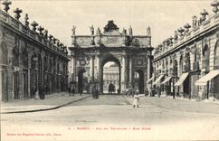 CPA Nancy Arc de Triomphe Rue Here 