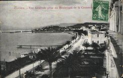 CPA Cannes Vue Generale prise du Boulevard de la Croisette 