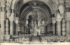 CPA Lyon Basilique de ND de Fourviere La Crypte 