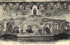 CPA Lyon Basilique de ND de Fourviere Mosaique de Saint Pothin 