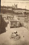 CPA Lyon La Place St Jean et coteau de Fourviere Vue prise de la Cathedrale 