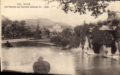 CPA Nice La Grotte du Jardin Albert 