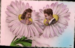 CPA Femme Fleurs